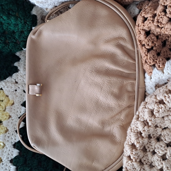 Vintage tan leather shoulder bag - Picture 8 of 9